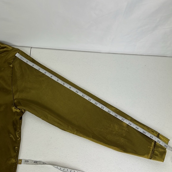 Taylor Swift Sz M Pajama Top Button Front Long Sleeve Chest Pocket - Picture 7 of 9